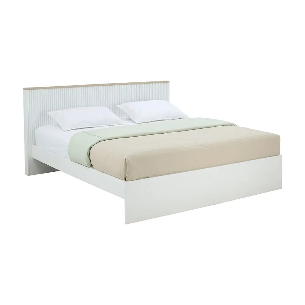 MINIMAL BED 5 FT. WT/LO15